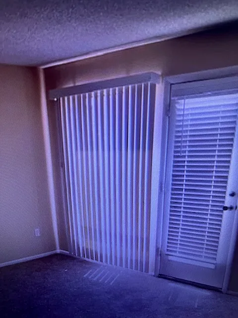 2 bed, 930 sqft, $1,200 — Photo 4