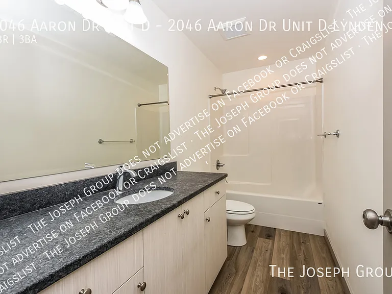 2046 Aaron Dr #D — Photo 16