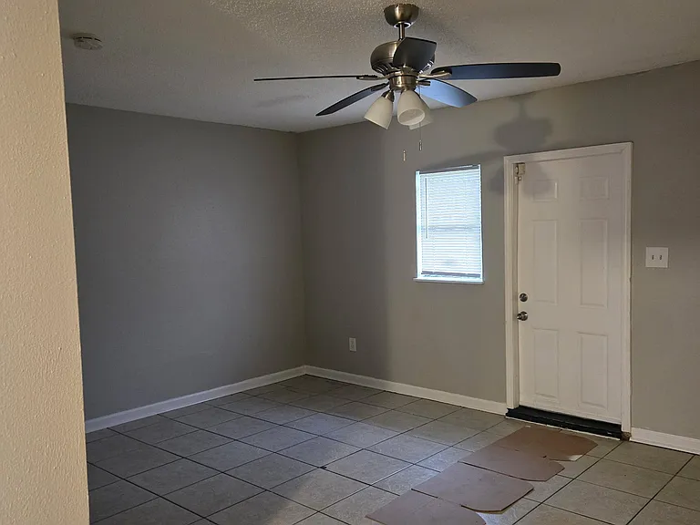 7062 Boston Dr — Photo 13