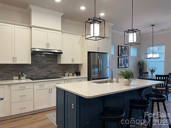 4th image of 1104 Idyllic Ln