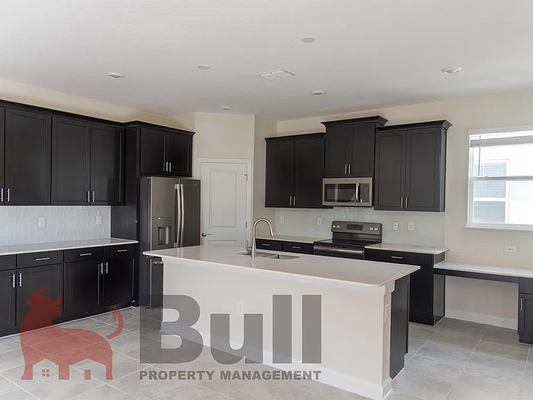 7518 Summerlake Groves St — Photo 15