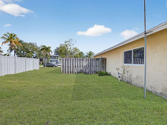 2nd image of 1601 NW 5th Street