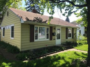 2027 Delaware St, Mishawaka, IN 46544