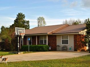 1965 Well Line Rd, Cantonment, FL 32533