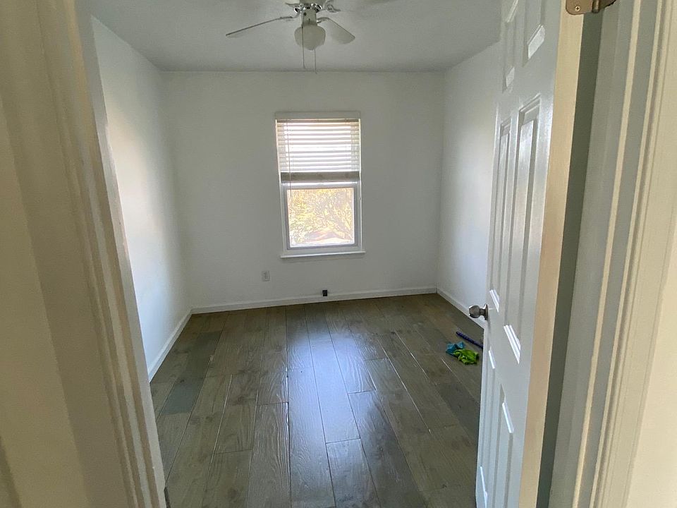 1st image of 1301 Mikie Ct