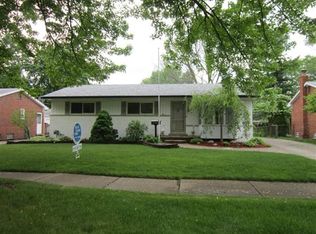 21899 Ontaga Ave, Farmington Hills, MI 48336