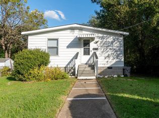 42 Fulton St, Hampton, VA 23663