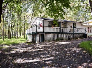 111 Beech Ln, Albrightsville, PA 18210