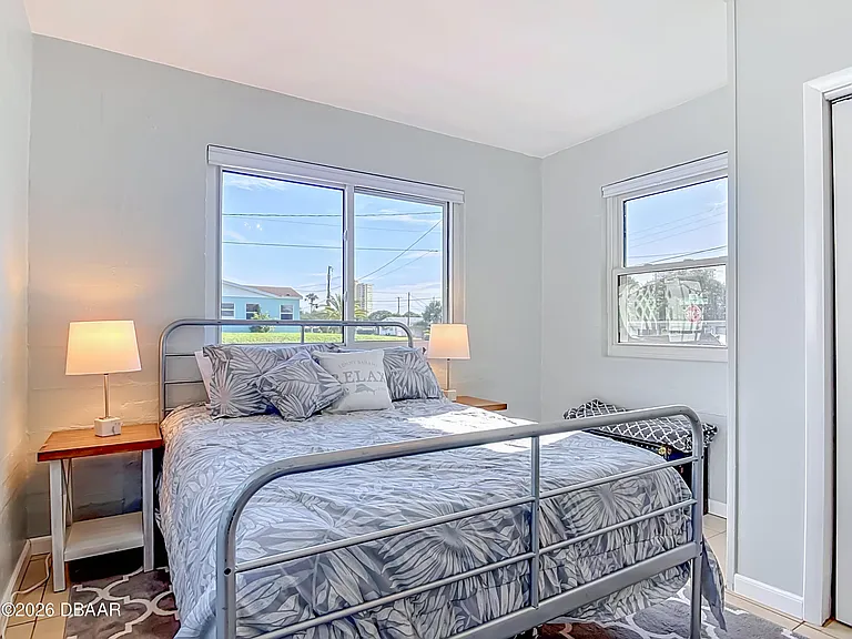 1621 N Oleander Ave — Photo 21