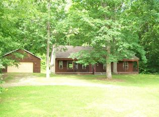 7233 Gillette Rd, Flushing, MI 48433