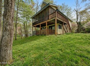 336 N Gate Rd, Lake Ariel, PA 18436