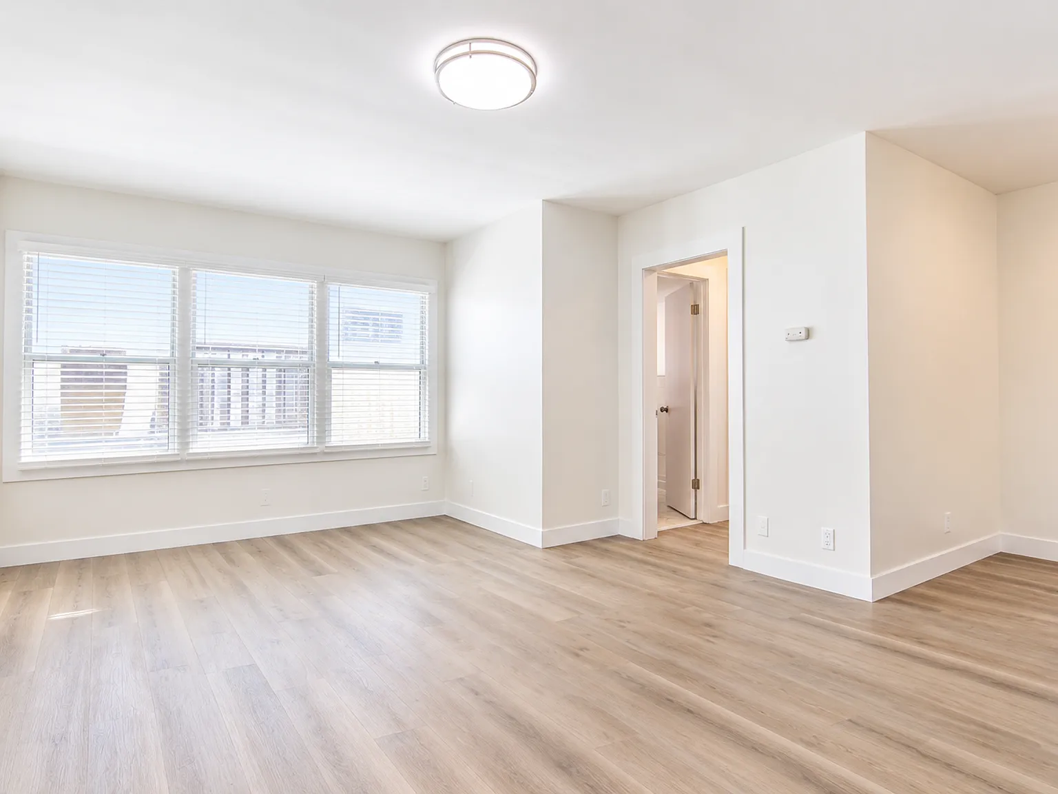 St. Andrews Apartments — Photo 3