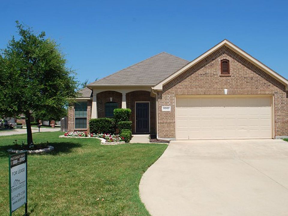 1st image of 8901 Heartwood Dr