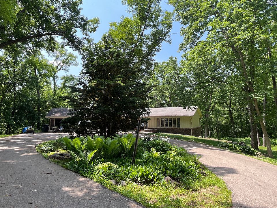 11155 Bayberry Dr, Roscoe, IL 61073 Zillow