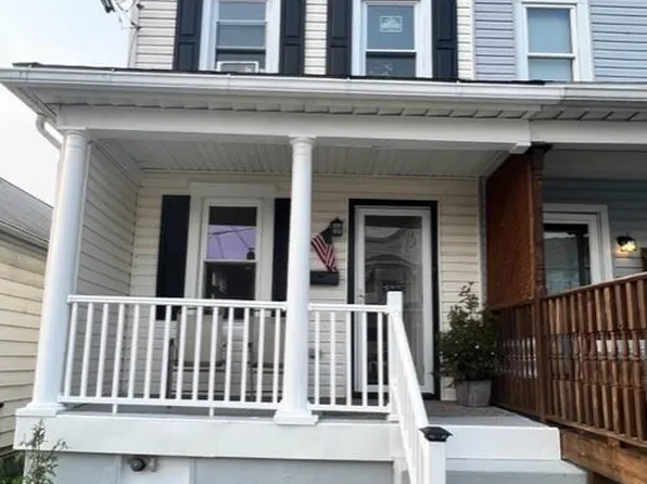 330 W White St, Summit Hill, PA 18250