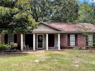 1713 Pine Forest Ct, Mobile, AL 36609