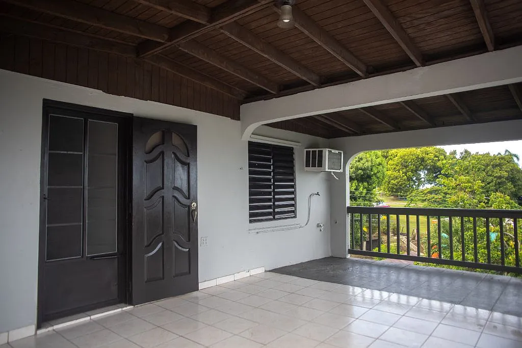 2 bed, 1.0 bath, 1600 sqft, $1,350 — Photo 3