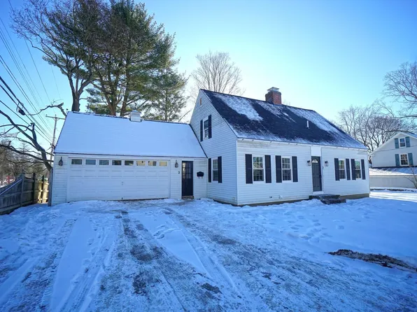 2 Kirk Street, Nashua, NH 03064