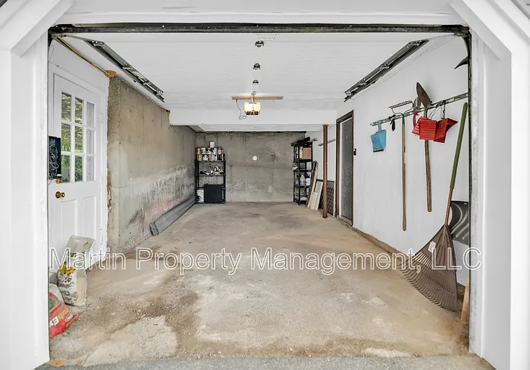 7 Briarwood Rd — Photo 18