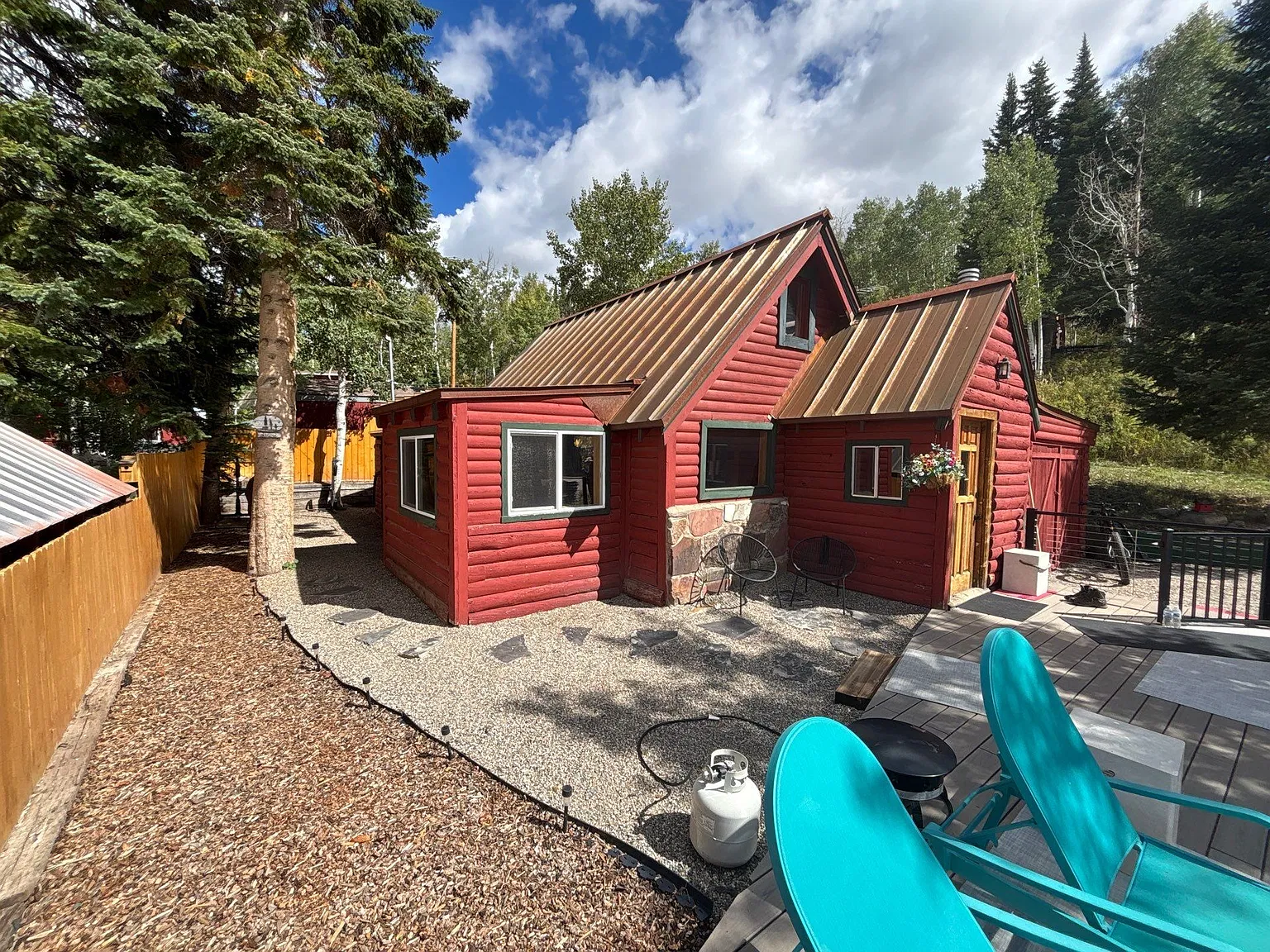2 bed, 1.0 bath, $2,000 — Photo 2
