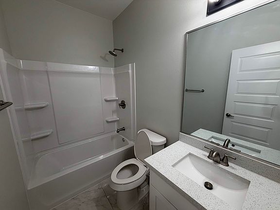 5th image of 2101 N 25th St