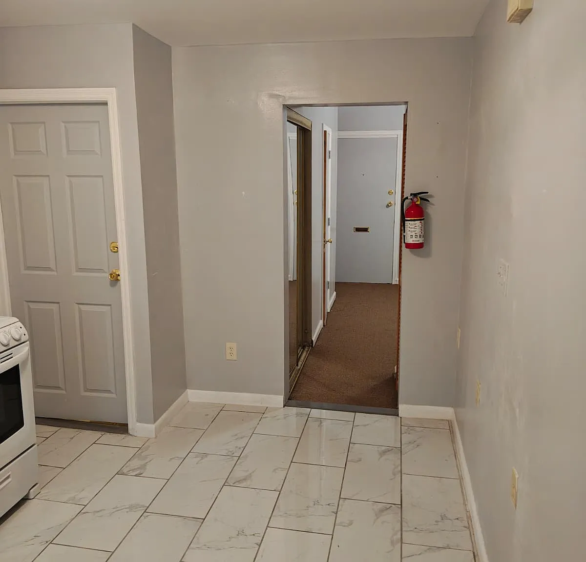 645 East Saint Georges Avenue - 2 — Photo 4