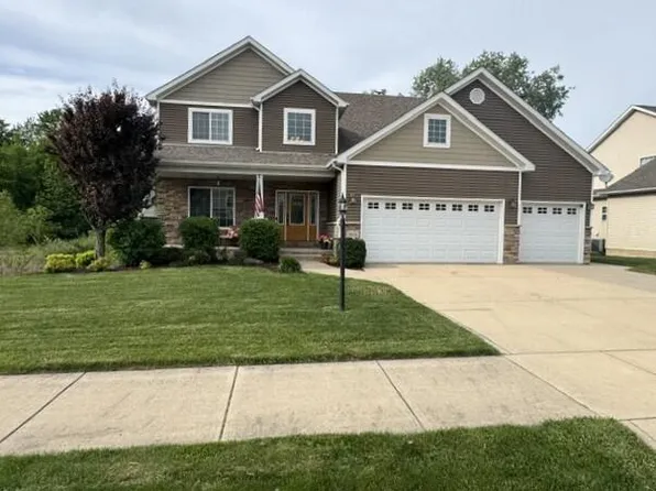 508 Pine Trail Dr, Chesterton, IN 46304