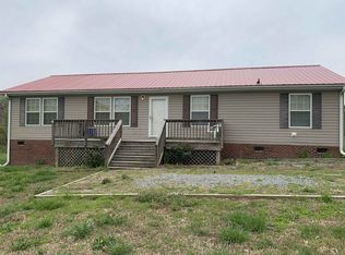 333 Lakey Siding Rd, Robbins, NC 27325