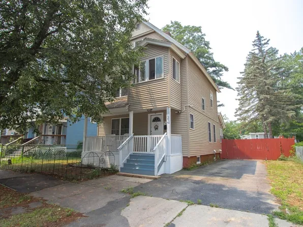 96 Pasadena St, Springfield, MA 01108