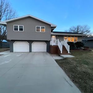 605 Spring St, Clermont, IA, 52135