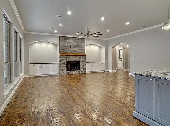 5th image of 2508 Earl Ln