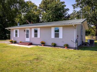 3421 Baseline Rd, West Frankfort, IL 62896