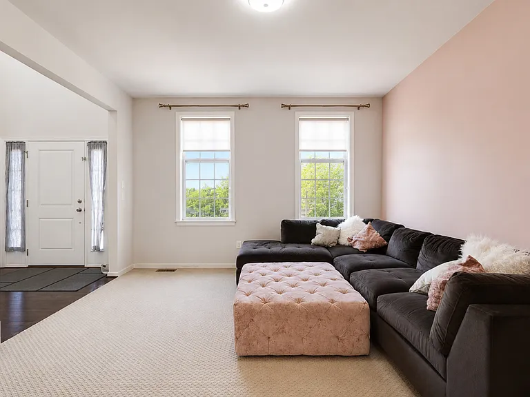 50873 Scarborough Rd — Photo 2