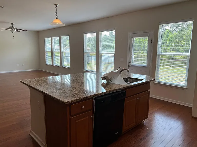 536 Majorca Loop — Photo 14
