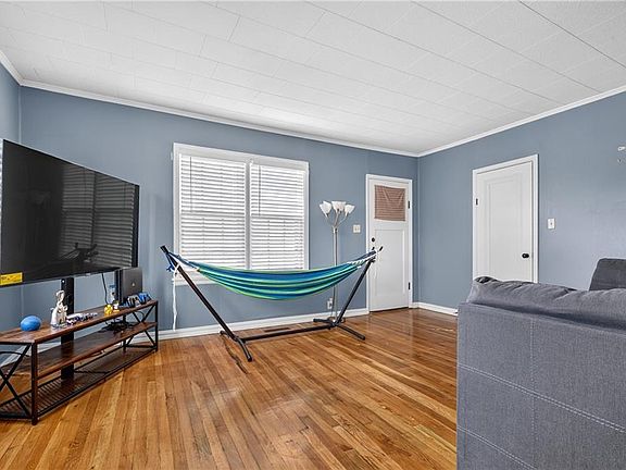 3rd image of 110 W Euclid St