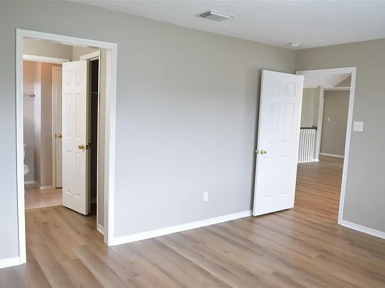 20714 Morning Creek Dr — Photo 48