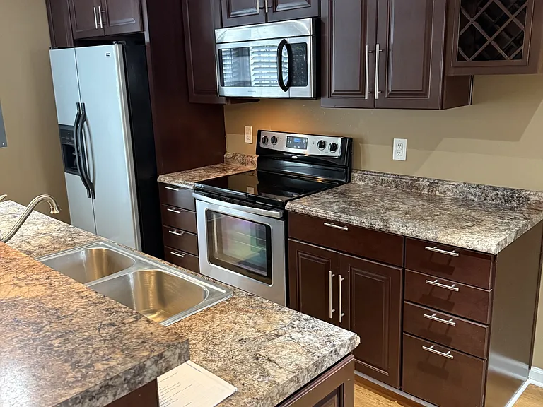4307 Eleanors Way — Photo 6