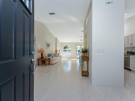 5th image of 10177 Topsail Ave