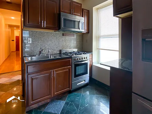 Rented by Brooklyn Ports Realty | media 17