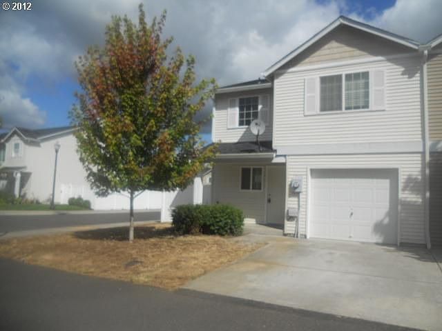 1st image of 7900 NE 62nd Cir