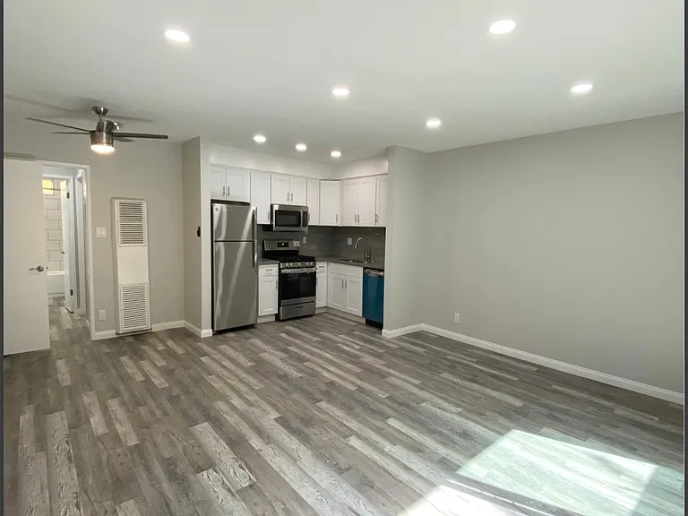 1415 Hauser Blvd #2 — Photo 1