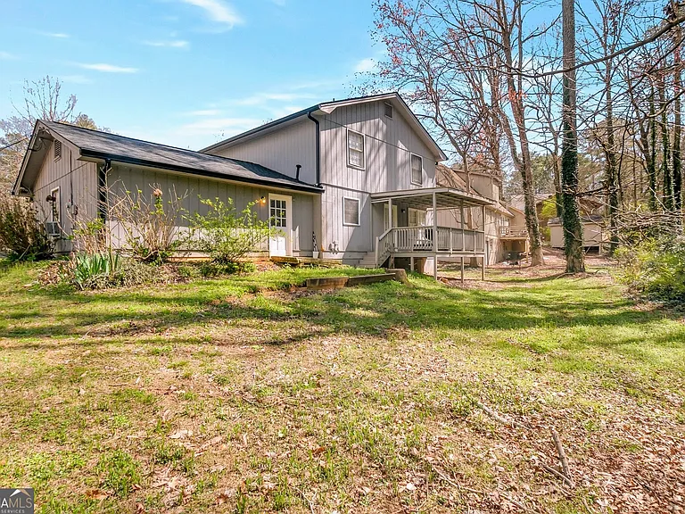65 Juliana Dr — Photo 27
