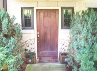 222 Knob Hills Cir, Decatur, GA 30030