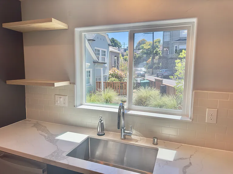 914 Everett Ave — Photo 103