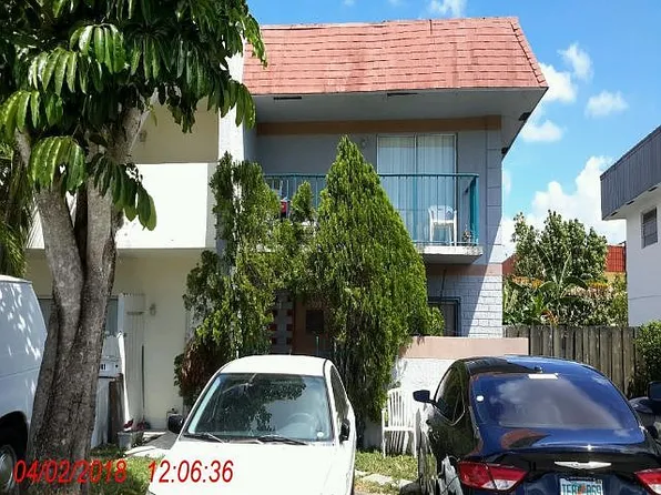 7959 SW 6th St, Pompano Beach, FL 33068