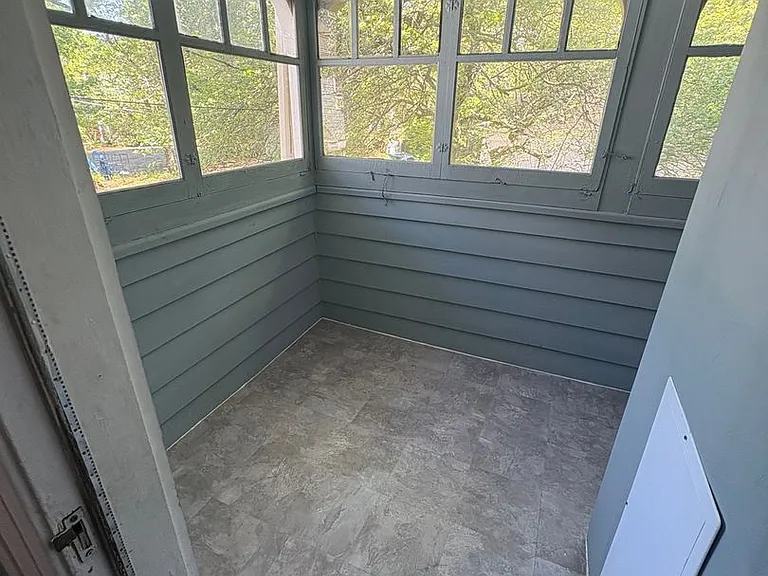 45 Clay Ave — Photo 25