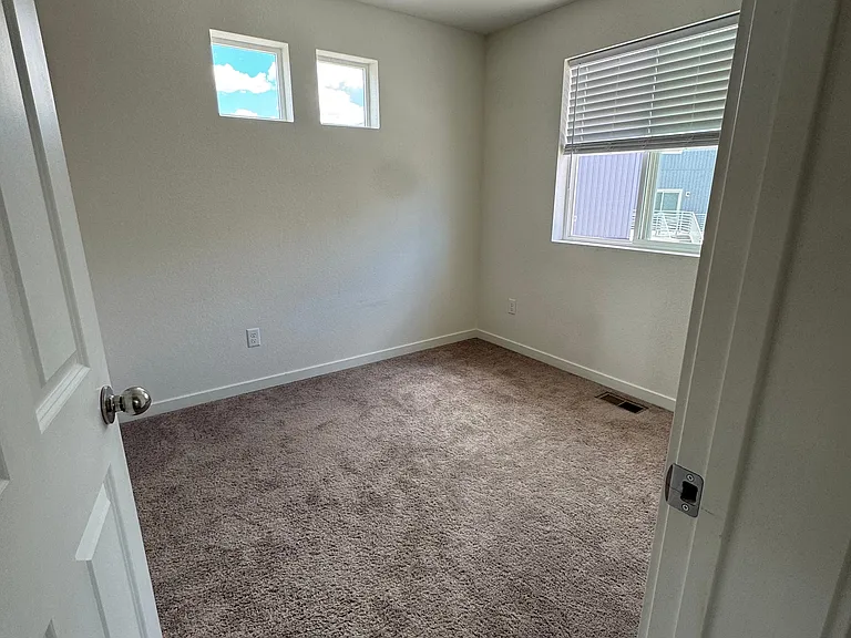 5836 Thurless Ln — Photo 21