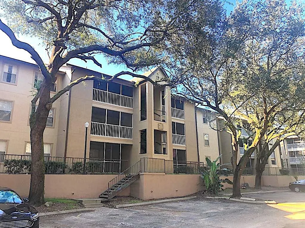 2 bed, 2.0 bath, 1019 sqft, $1,550 — Photo 1