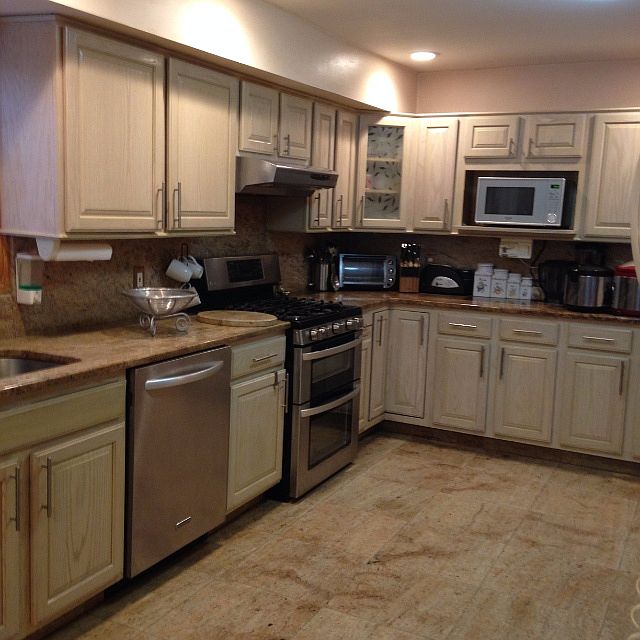 1st image of 99 Birchwood Dr