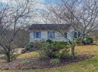 8280 Creedmoor Dr, Rural Hall, NC 27045
